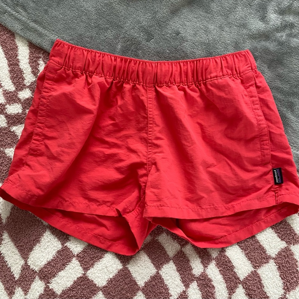 bright pink patagonia shorts size xs